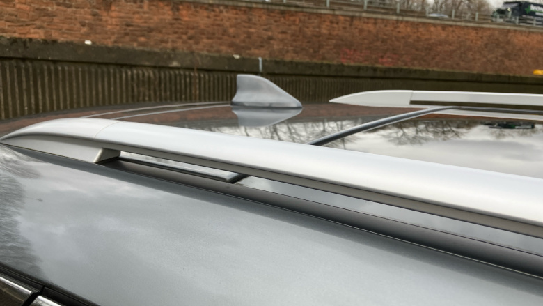 Nissan Qashqai 1.5 dCi N-Connecta 5dr Diesel Hatchback